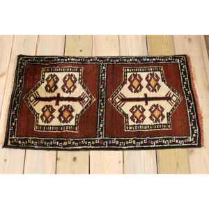 Petit tapis vintage 1,5x2,9 pieds (45x87 cm), tapis turc en laine à imprimé animal brun - Product Image 2