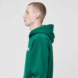 Vente en gros Design personnalisé College Casualwear Design Sweats à capuche pour hommes Couleur unie Sweats à capuche de haute qualité pour hommes - Product Image 5