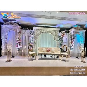 Décor de scène à thème de mariage Bollywood élégant, scène de réception moderne pour mariages Bollywood, décor de mariage occidental, scène de réception - Product Image 1