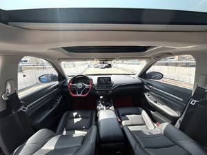 Auto Usado 2019, Sedán Chino con Volante a la Izquierda, Transmisión Automática, Asientos de Cuero, Cámara Trasera, Llantas R17, Teana V, Emisión - Product Image 4