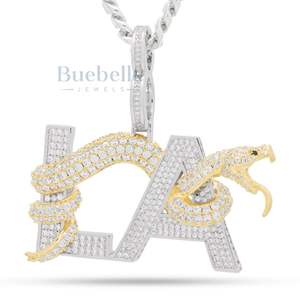 Urban Royalty Far East Dragon Colgantes finos chapados en oro y dijes de estilo religioso para bodas Collar hecho a mano - Product Image 4