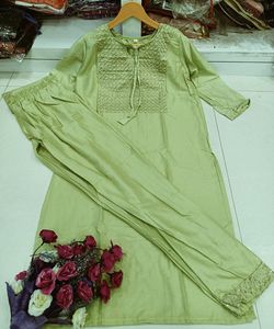 ชุดปาร์ตี้หนัก georgette สวมใส่กับลำดับและ dupatta - Product Image 3