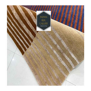 Designers en soie lisse brillante Tapis d'intérieur Forme personnalisée Motif à rayures Tapis en laine pour projet d'intérieur de maison - Product Image 4