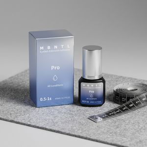 Colle pour extensions de cils MBNTL Korean HQ 5ml, 99,8% monomère japonais, séchage rapide 0,5-1s, résistante à l'huile et à l'eau, certifiée ISO22716 - Product Image 1