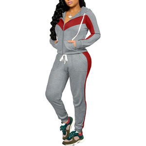 Ensemble 2 pièces personnalisé avec logo pour femme : sweat à capuche oversize et pantalon en molleton chaud en coton et polyester, taille plus - Product Image 2