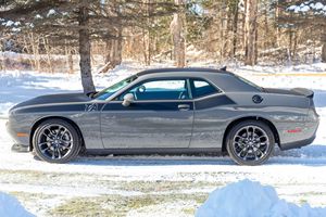 Dodge Challenger T/A 2023 USADO con Volante a la Izquierda/Derecha - Product Image 4