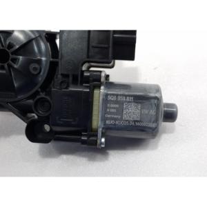 มอเตอร์ไฟฟ้าหน้าต่างด้านหลังซ้าย AUDI A3 Sportback Series (8VA) 5Q0959811 (12>18) - Product Image 3