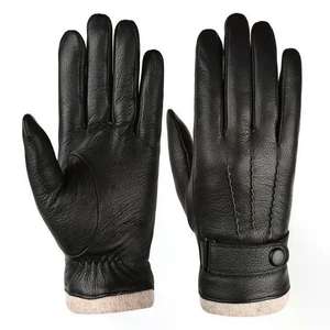 Gants de ski d'hiver en cuir de qualité supérieure avec logo personnalisé, mitaines tactiles tendance en gros pour hommes et femmes - Product Image 1