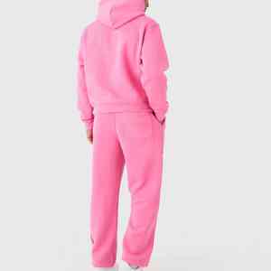 Survêtement personnalisé avec impression gonflée vibrante, texture graphique en relief, intérieur respirant et mouvement facile - Product Image 6