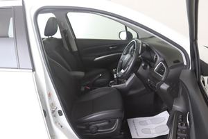 SUZUKI S-CROSS 2022 USADO, Volante a la Izquierda/Derecha - Product Image 2