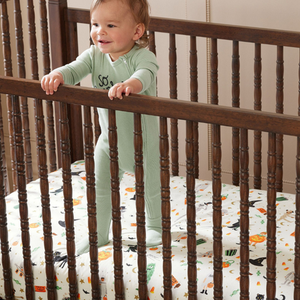 เตียงเด็กอ่อนไม้เนื้อแข็งโบราณ - เตียงเด็กอ่อนแบบปรับได้สไตล์วินเทจสุดหรูพร้อมที่นอนปรับระดับความสูงได้ - Product Image 6