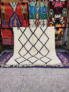 พรมปูละหมาดทำมือจากขนแกะเบนิอูร์เอนของโมร็อกโก  แบบมีเบาะรองนั่ง ซักได้ เหมาะสำหรับห้องนั่งเล่น - Product Image 2