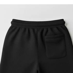 กางเกงขาสั้นผู้ชายแบบตาข่าย 100% โพลีเอสเตอร์ เนื้อผ้านุ่ม ระบายอากาศได้ดี ชุดกีฬาที่สวมใส่สบาย เหมาะสำหรับวิ่ง ออกกำลังกาย ยิม กิจกรรมกลางแจ้ง - Product Image 6