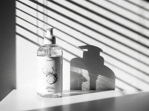 CLASSIC Lubrifiant intime écologique à base d'eau en spray 200ml Purifiant naturel à base de plantes Sans additifs Résistant à l'eau - Product Image 4