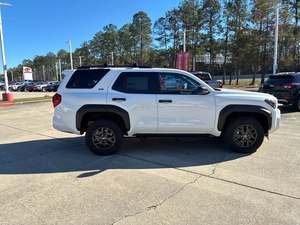 NUEVO 2026 para SR5 4WD SUV en VENTA, Interior Oscuro Automático, Cámara Trasera, Euro VI - Product Image 2