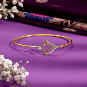 Bracelet ovale en or et diamants pour femme - Product Image 1