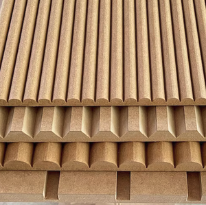 Molduras de Madera Maciza Acanaladas para Puertas - Product Image 2