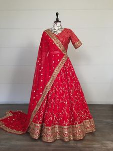 Lehenga Choli de Georgette con Bordado de Lentejuelas para Novia, Calidad Premium, Mayorista de Surat, India - Product Image 4