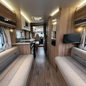 2024 Luxury Caravan Camper Trailers Estándar 4x4 Outdoor RV Camping Truck Camper Van para Road Expedition - Product Image 3