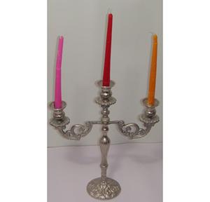 Candelabro de Metal con Acabado Plateado Antiguo, Elegante Portavelas Geométrico para Decoración de Eventos y Fiestas Navideñas - Product Image 5