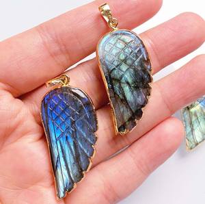 Precio al por mayor 20mm alas de labradorita latón oro galvanizado colgante Vintage joyería hecha a mano para ella Feliz Año Nuevo regalo - Product Image 1
