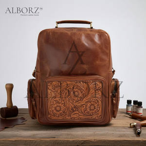 Nueva Mochila de Diseño para Mujer, Estilo Bohemio, con Marco Interno de Cuero Genuino, Hecha a Mano, Venta al por Mayor - Product Image 5