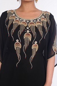 Caftans islamiques brodés en georgette noire - Product Image 2