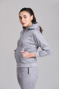 Fabricante de fábrica Precio bajo Mujeres Chándal Logotipo privado Venta al por mayor Mujeres Moda Conjuntos de dos piezas - Product Image 5