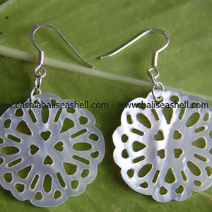 SEASHELL JEWELRY <b>Silver</b> <b>Drop</b> <b>Earrings</b> Art Carving Motif From Bali Shell for Gift - Product Image 1