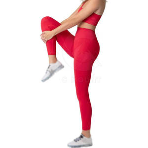 Low MOQ Custom Wear Yoga Set For Women Fashion High Quality <b>Tight</b> Fitness Wear Women Yoga Set - Product Image 3