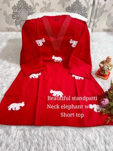 Fabricante y proveedor de Kurti de algodón romano con bordado para uso casual desde Surat a precio de mayoreo - Product Image 3