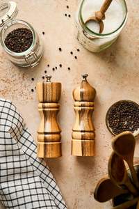 Ensemble de salières et poivrières contemporaines |   Vaisselle en bois - Product Image 3