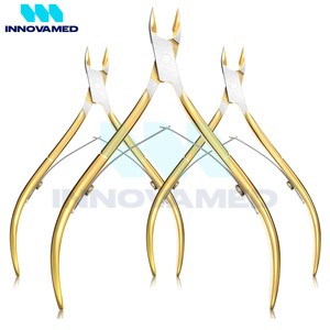 Cuchillas afiladas curvas de acero inoxidable, apertura de mandíbula ancha, manicura, cuidado de uñas de doble resorte, fácil agarre, pinzas para cutículas personalizadas - Product Image 1