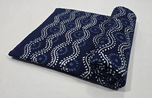 Tissu en coton 100% respirant et écologique fabriqué à la main Jaipur Heritage Traditional Block Print Cotton Fabric - Product Image 3