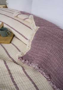 ผ้าห่มนวมลายทางสไตล์ยุโรป-อเมริกัน ผ้ามัสลินทอเนื้อนุ่มพิเศษ 100% ผ้าฝ้าย 7 ชั้น น้ำหนักเบา ใช้ได้ทุกฤดู - Product Image 2