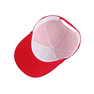 ผู้ผลิตเสื้อผ้ากอล์ฟ หมวกกอล์ฟแบบสั่งทำ 5 แผง แบบ Snapback  ปักลายฉลุด้วยเลเซอร์  โลโก้ปัก  หมวกประสิทธิภาพสูง  เชือกแบบสั่งทำ - Product Image 5
