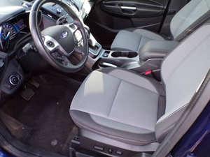 Voiture d'occasion de qualité abordable, Ford C-MAX Hybride SE 2017, conduite à gauche - Product Image 2