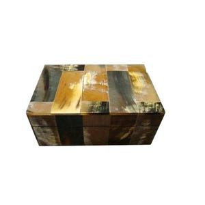 Caja de Cuerno de Búfalo para Joyas y Almacenamiento de Regalos - Interior Suave para Artículos Delicados de Alta Calidad - Product Image 1