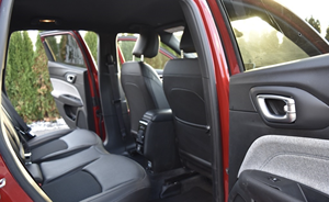 Listo para Enviar: Jeep Compass AWD 2.0T LATITUDE-EDITION (TURBO) 2025 Seminuevo con 3 Años de Garantía - Product Image 6