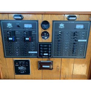 Bateau-maison Harbour Master 460 Widebody de 1996, moteur inboard, largeur de 14 pieds, occasion - Product Image 5