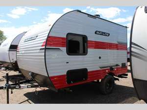 ¡Ahorra Ahora! Remolque de Viaje Usado Sun Set Park RV Sun Lite 14THX 2020 2021, de Aluminio, Moderno, Ligero e Impermeable, para 3 Personas - Product Image 2