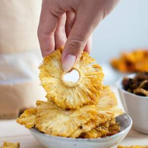 Piña suave seca hecha en Vietnam cumple con los estándares globales de Nutrición de sabor y consistencia - Product Image 3