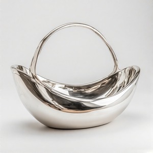 Plateau à fruits décoratif en métal finition argent vieilli avec garniture en relief audacieux et bol intérieur poli miroir - Product Image 2