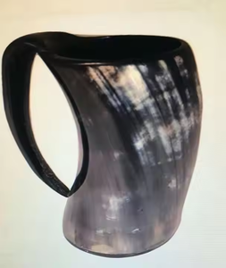 Tasse en corne de Viking naturelle faite à la main en forme de cercle avec finition miroir rustique poli Meilleure qualité fabriquée Tasse en corne artisanale - Product Image 3