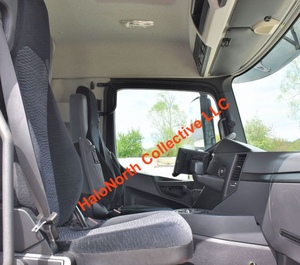 Camion benne minier Mercedes-Benz Arocs 3243 8x4 Euro 5 diesel lourd d'occasion 2016 - Product Image 6