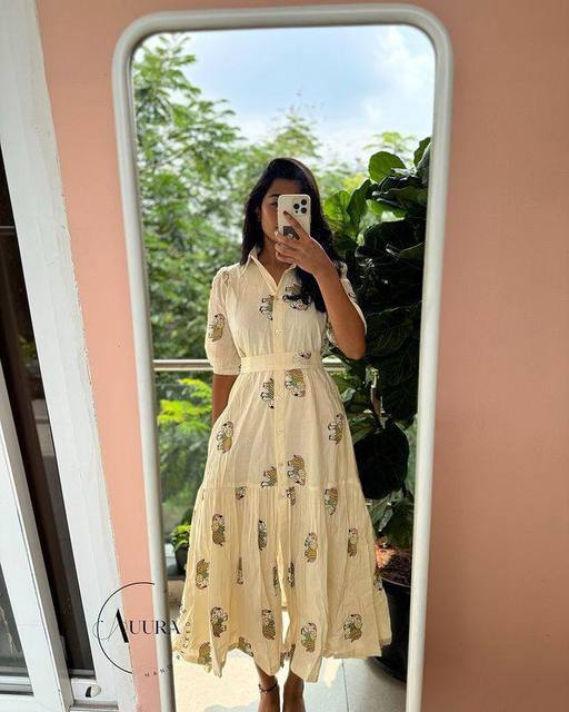 Beautiful Women's One Piece Dress, Cotton Printed Maxi Gown Dress for Feeding, Designer Wedding Wear Gown. Party Wear Gown.
