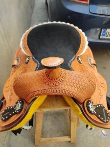 Selle de cheval en cuir occidental de haute qualité, sculptée à la main |   Artisanat de qualité supérieure et durable, proposé au meilleur prix abordable - Product Image 5