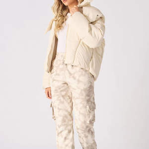 Veste matelassée pour femme, isolation thermique, tissu doux, adaptée à un usage quotidien en extérieur, voyage, confort et style décontracté, tenue d'hiver - Product Image 2