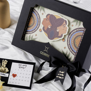 RTS Premium 12 Zodiac Art Paper Box Caja de regalo con tapa y base para presentación de regalos hechos a mano - Product Image 1