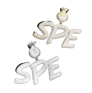 Muestra tu estilo único con este llamativo colgante de letra personalizado SPE, hecho a mano con plata de ley 925 de alta calidad. - Product Image 1